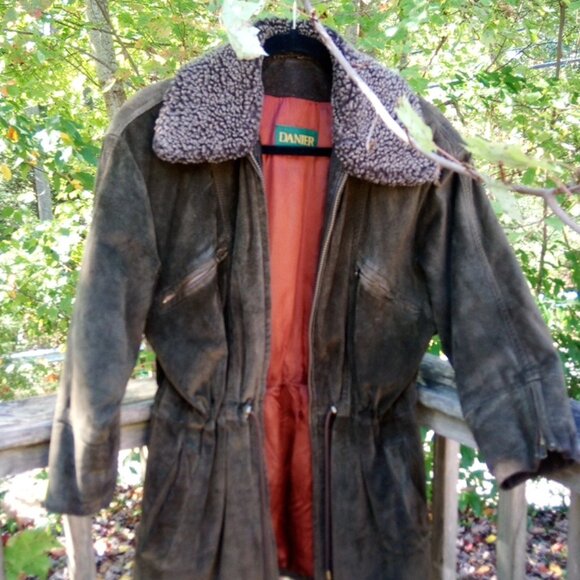 Danier Suede Shearling Jacket - Picture 6 of 6